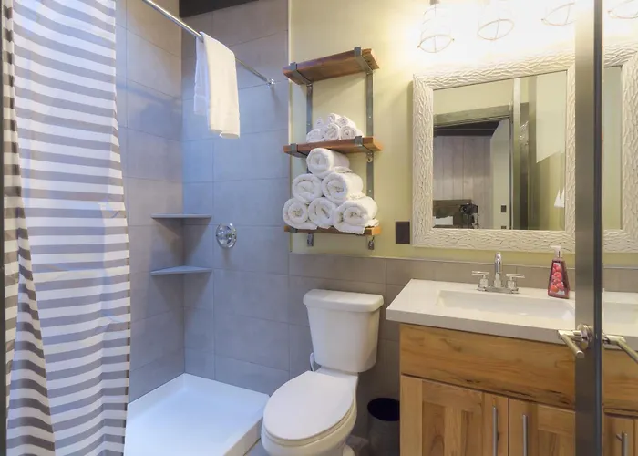 Destination Oak Creek Holiday home *